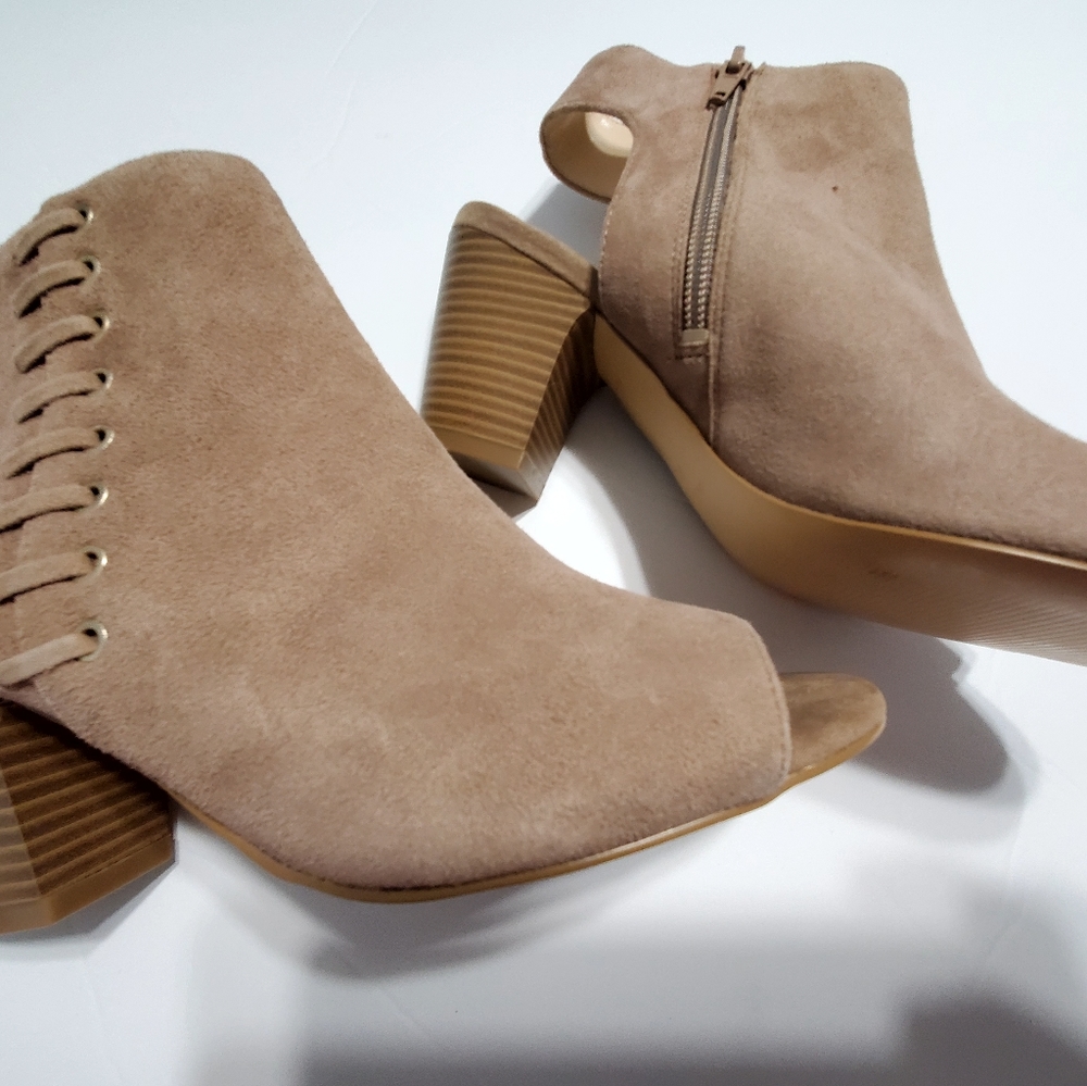 Nine West Clogs With Open-Toe - image 4